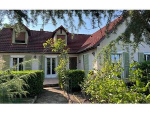 Maison Givry 204 m² T-6 à vendre  495 000 €