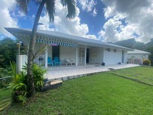HAUT DE VILLA MEUBLÉ TOUTES CHARGES COMPRISES F3 - 150 M² - LE FRANCOIS  Martinique