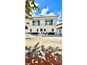 À LOUER- locaux d'activité de 130 m² à SAINTE MARIE  Martinique