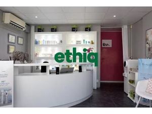 Fonds de commerce exceptionnel à saisir – Emplacement straté  Guadeloupe