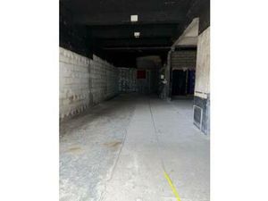 A VENDRE  fort de france  depot de 70m2 brut  Martinique