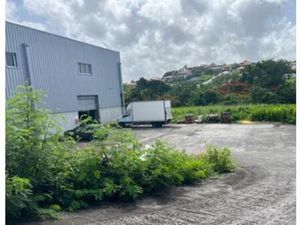 A VENDRE  depot industriel de 1268m2 avec terrain de 5300m2  Martinique