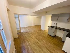 Location appartement 3 pièces 56 m² à Villeneuve-les-avignon (30400)  695 €