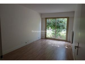 Location appartement 1 pièce 31.33 m² à Versailles (78000)  767 €