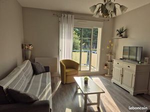 Adorable T2  résidence avec piscine  la Parée