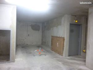 ◊ Box ouvert / Place de parking sécurisée – Vitry-sur-Seine (94) ◊