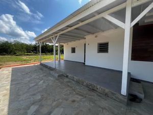 Location meublée maison 4 pièces 81 m² à Kourou (97310)  1 600 €