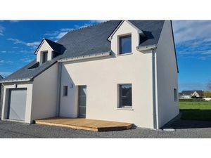 Location maison 6 pièces 131 m² à Guerande (44350)  1 850 €