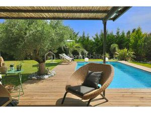 Maison de 144 m² à Saint-Etienne-De-Tulmont