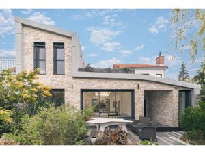 BAGNEUX - (92220) - 9 PIÈCES - MAISON D'ARCHITECTE - LUMINEUX - QUARTIER CALME - GARAGE - 