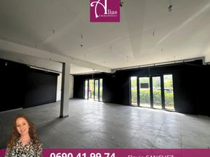 À louer Local commercial 328 m2 au RDC Emplacement strat