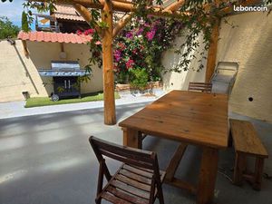 Rez-de-villa à l'année scolaire ou au mois - T3 - Eau et électricité comprise