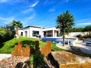 Superbe villa de plain-pied à trois kilomètres de Pézenas