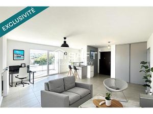 Grand T2 avec garage fermé avec ascenseur