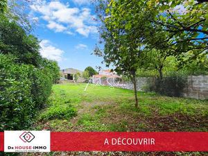 Vente Terrain à Chagnolet (17139) : à vendre / 633m² Chagnolet