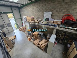 EXCLUSIVITE - A VENDRE - MY TRANSAC vous propose à la vente en un local industriel avec Po