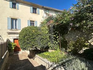 Vente maison 4 pièces 75 m² à L'Isle-sur-la-Sorgue (84800)  199 000 €