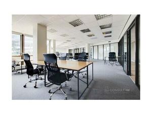 Pont de Saint Cloud  bureaux A VENDRE de 325m² en très bon état