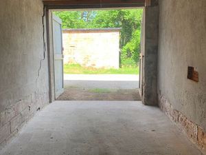 Garage à louer – Saint-Jean-en-Royans (centre-ville)