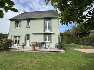 Vente maison 4 pièces 104 m² à Saint-Martin-aux-Chartrains (14130)  347 000 €