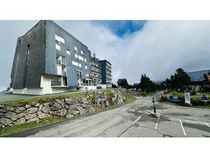 Studio avec balcon  vue montagnes + box fermé. Résidence Les Oursons 1  La Pierre-Saint-Ma