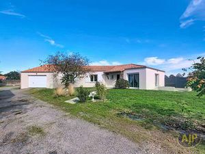 Vente Maison à Vieillevigne (44116) : à vendre / 148m² Vieillevigne