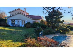 Vente maison 6 pièces 183.5 m² à Chanonat (63450)  527 000 €