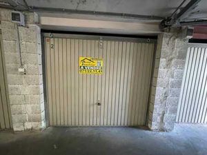 Garage fermé de 17 m²