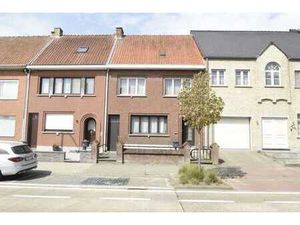 Te renoveren  ruime woning met grote tuin in Bazel