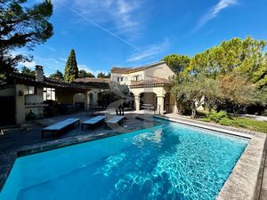 Vente maison 6 pièces 250 m² à Pernes-les-Fontaines (84210)  690 000 €