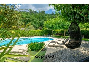 Maison de luxe à vendre à Méounes-lès-Montrieux