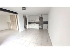 Location maison 4 pièces 55 m² à Vedène (84270)