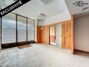 Vente locaux professionnels 59 m² à Vals-les-Bains (07600)  65 000 €