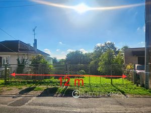 Vente terrain 934 m² à Crécy-la-Chapelle (77580)  99 000 €