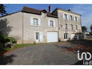 Vente immeuble 258 m² à Le Grand-Pressigny (37350)  212 000 €