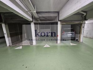 Vente parking 12 m² à Paris 8ème (75008)  70 000 €