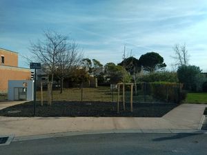 Vente terrain 589 m² à Serignan (34410)  228 975 €