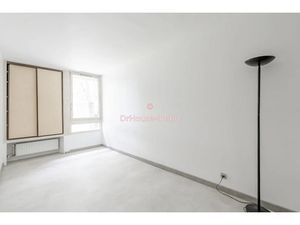 Location locaux professionnels 1 pièce 19.53 m² à Elancourt (78990)  495 €