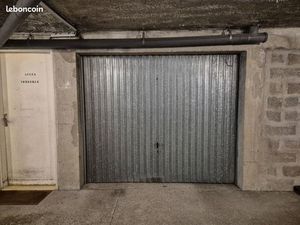 Box fermé à louer - bois-colombes centre aquatique