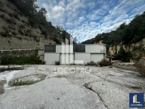A VENDRE - LOCAL ACTIVITE ENTREPOT 785 M² - NICE