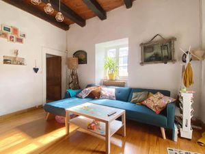 Maison familiale chaleureuse dans le village pittoresque de Lacaze