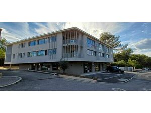 Location bureau ST GELY DU FESC 1 198 m²