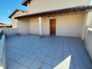 Location Appartement 4 pièces 104m² CHUYER 42410