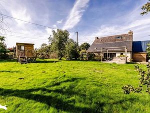 Vente maison 6 pièces 138 m² à Saint-Thois (29520)  250 275 €