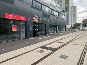 Location commerce 91 m² à Brest (29200)