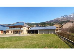 Vente ferme 8 pièces 152 m² à Dévoluy (05250)  450 000 €