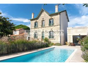 Vente maison 6 pièces 200 m² à Chatelaillon-plage (17340)  1 365 000 €