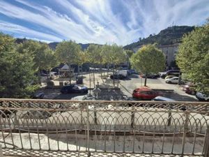 Vente appartement 3 pièces 73 m² à Les Vans (07140)  120 000 €