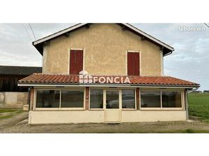 Propriété 3 pièces 135 m²