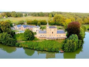 Château à vendre à Rouziers-de-Touraine